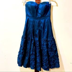 🍬 3/$20 Jessica Simpson Blue Strapless Dress🍬